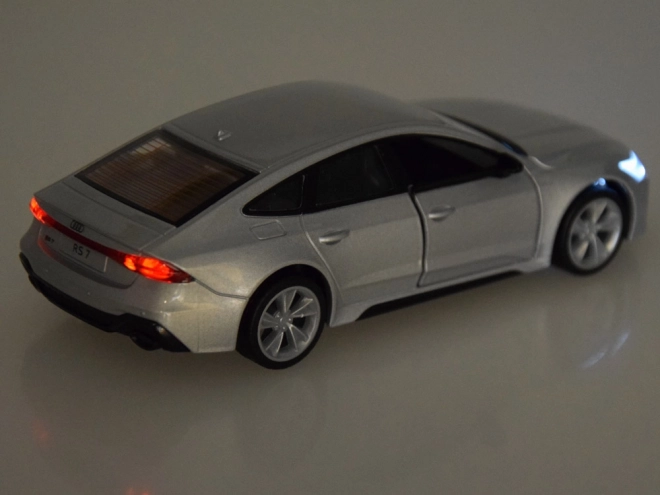 Kovinski model avtomobila Audi RS 7 Sportback za otroke