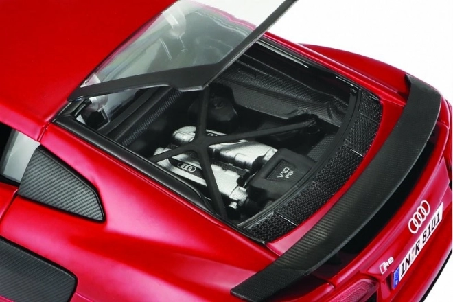 Umaknjen model avtomobila Audi R8 V10 Plus 1:25 za sestavljanje