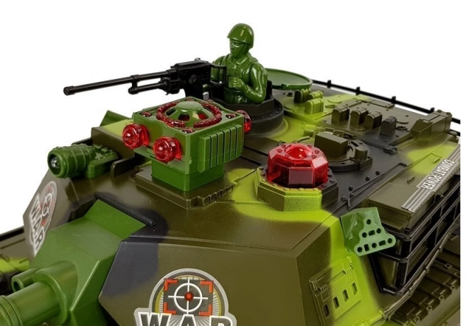 Velik R/C 2,4 Ghz daljinsko voden tank Luči Zvok Streljanje Zelena
