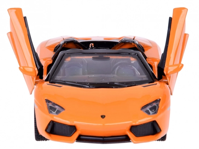 Interaktivni kovinski model avtomobila Lamborghini Aventador Roadster