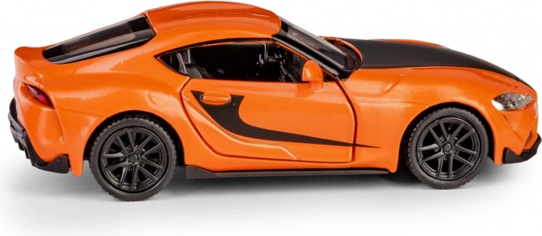 Kovinsko ohišje in trpežna izdelava