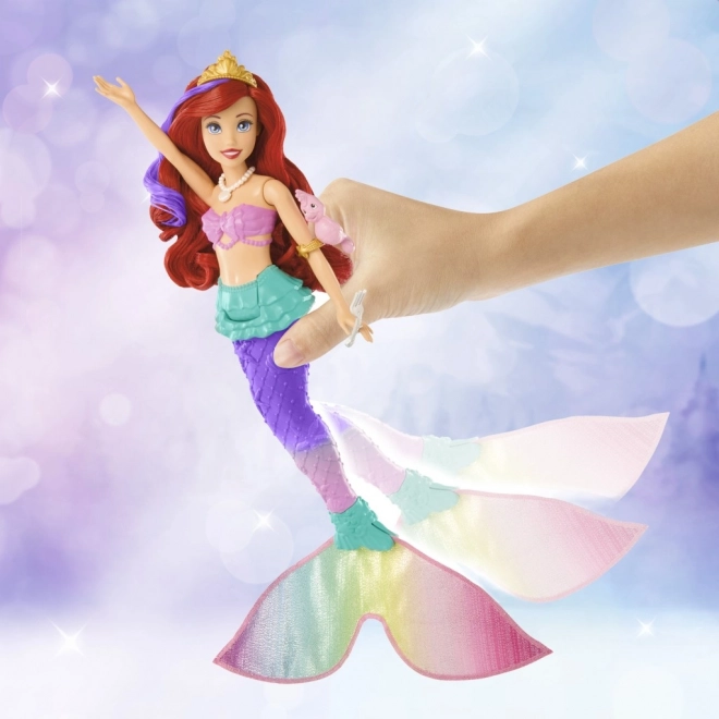 MATTEL Disney Princess punčka Ariel mala morska deklica plava, spreminja barvo