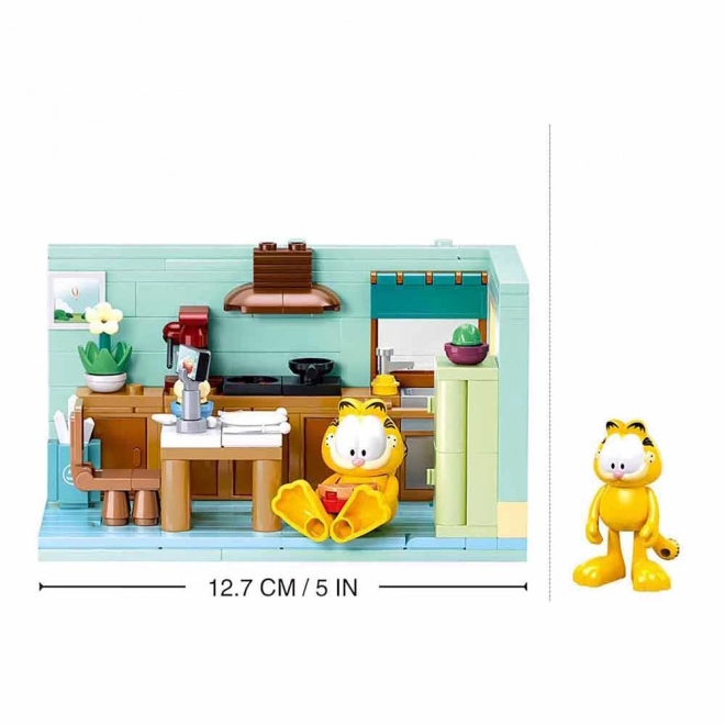 Sluban Garfield v kuhinji