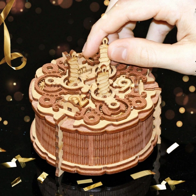 IDventure Uganka pobeg iz sobe Rojstnodnevna torta