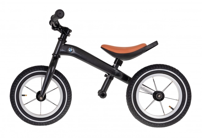 Tekmovalno kolo BMW Rastar