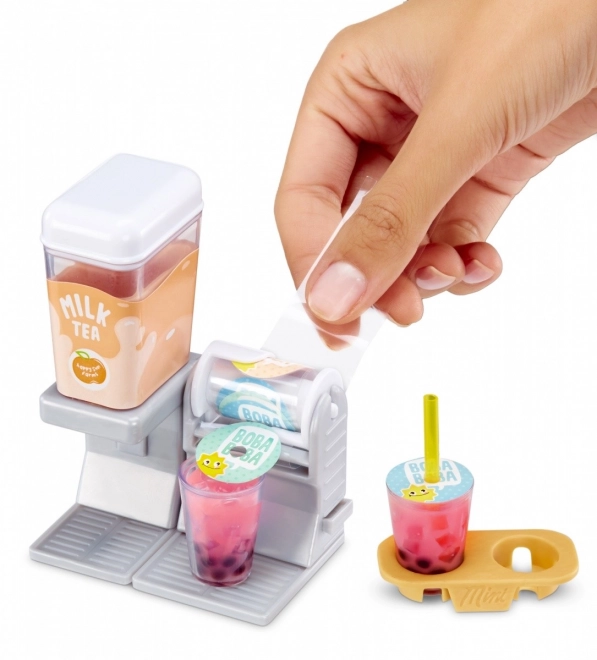 MGA's Miniverse – Mini Aparati, PDQ
