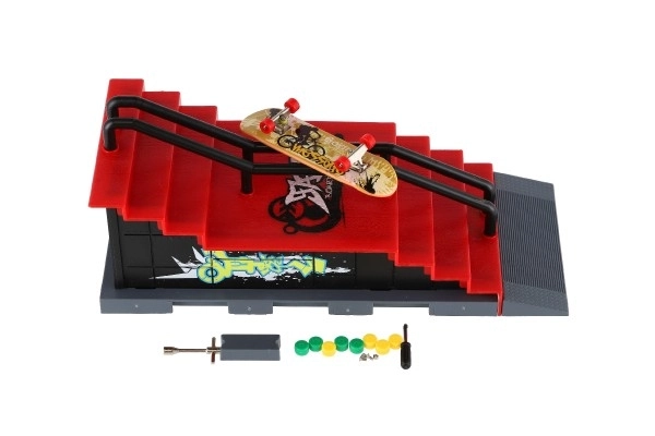 Skatepark - prstna rolka s plastično rampo 8cm in dodanimi dodatki, različni modeli v škatli 28x18cm