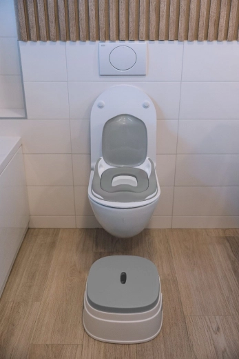 FreeON vadbeni komplet 3 v 1 za navajanje na kahlico in WC