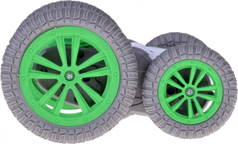 Močan oprijem in drift zahvaljujoč velikim kolesom