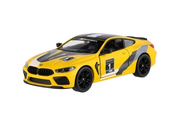 Avto Kinsmart BMW M8 Competition Coupé 1:38 kov/plast 12,5cm 4 barve na povratni pogon 12kom v škatli
