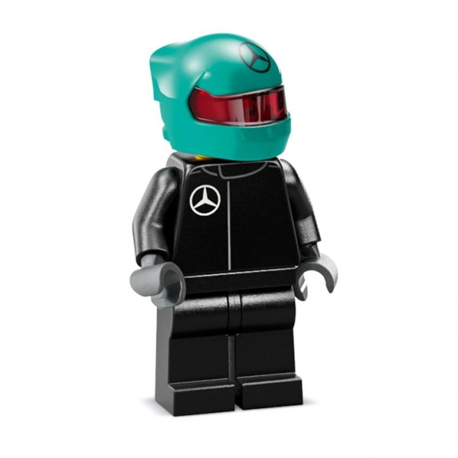 LEGO Speed Champions 77244 Dirkalni avto Mercedes-AMG F1 W15
