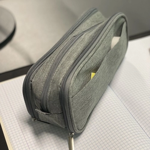 Trojni etui - sivi Maaleo 24512