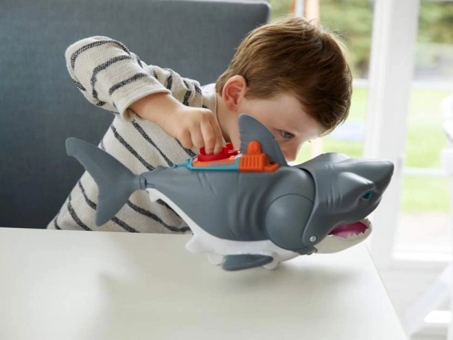Mega napadalni morski pes Imaginext s premičnimi čeljustmi