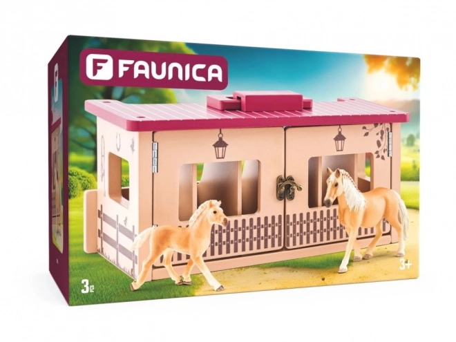 Lesena staja za 6 konj