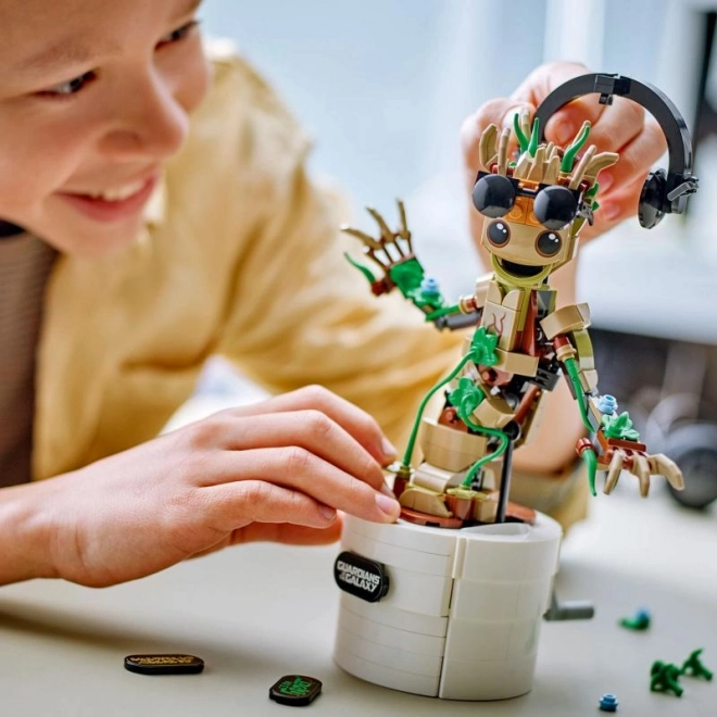 LEGO Marvel Super Heroes 76297 Plesoči Groot