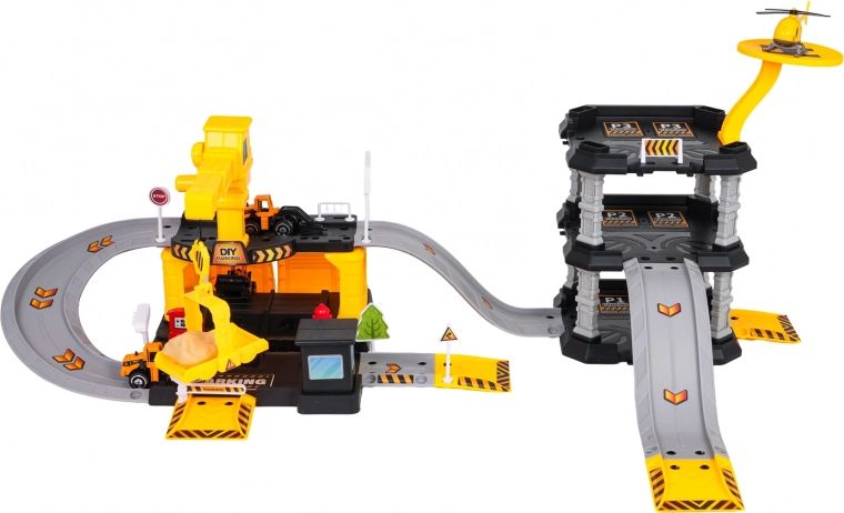 Trinivojsko parkirišče s spusti