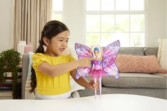 Barbie Plesalka z metuljevimi krili HXJ10
