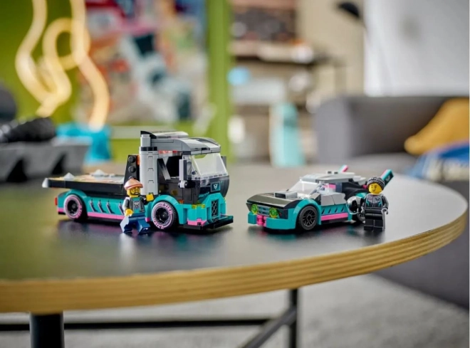LEGO® City 60406 Tovornjak z dirkalnim avtom