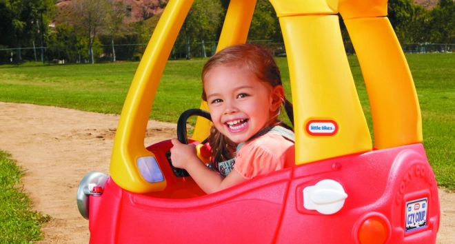 Jeźek Cozy Coupe z novimi očmi