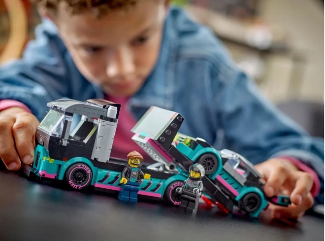 LEGO® City 60406 Tovornjak z dirkalnim avtom