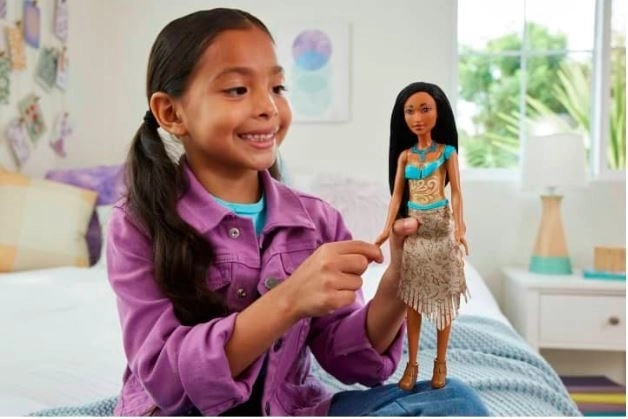 Disney princesa Lutka princesa - Pocahontas HLW07