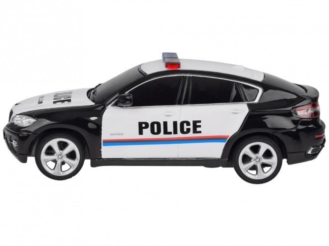 Radijsko vodeni športni avto BMW X6