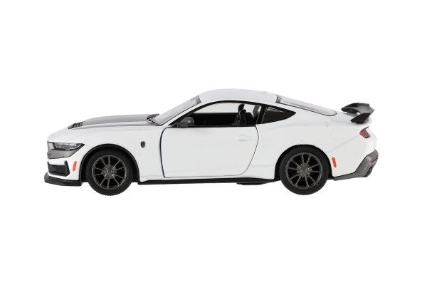 Avto Kinsmart 2024 Ford Mustang Dark Horse 1:38 kovina/plast 12,5 cm 4 barve z vzvratnim pogonom 12 kos v škatli