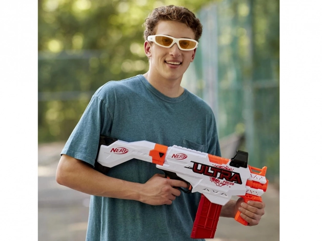 Velika pištola avtomatska Nerf Ultra Focus z nabojniki
