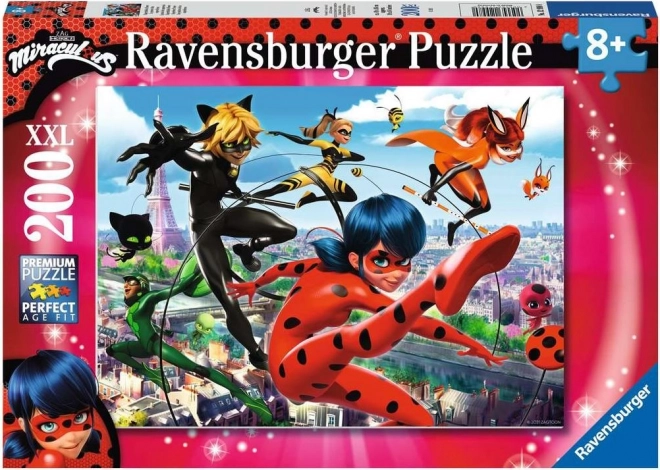 Ravensburger sestavljanka Čudežna Pikapolonica in Črni maček 200 kosov