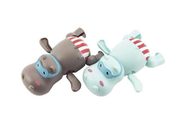 Živalca Hippo na Navijanje za Vodo