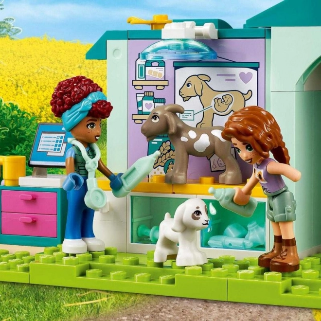 LEGO® Friends 42632 Veterinarska klinika za živali s kmetije