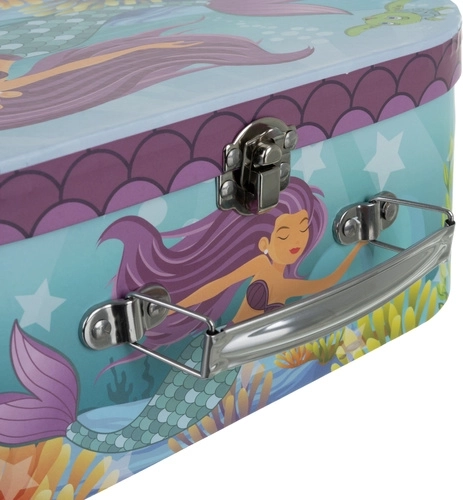 Trpežen kovinski kovček za na pot