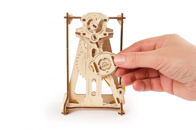 Ugears 3D sestavljanka - Nihalo metronom 92 kosov