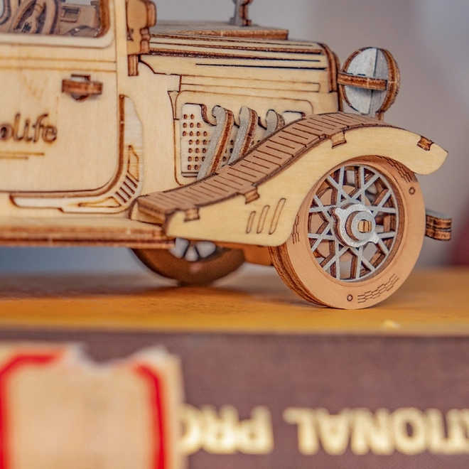 Vintage avtomobil - sodobni 3D leseni puzzle