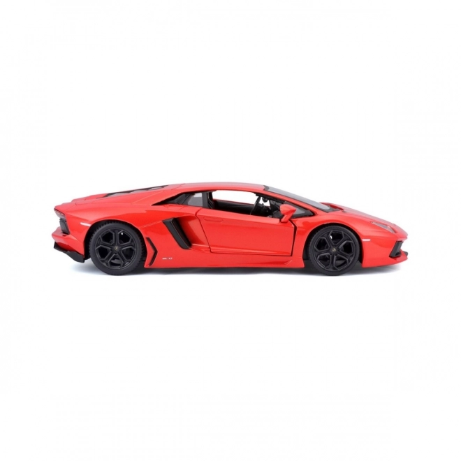 Model avtomobila Lamborghini Aventador LP700-4
