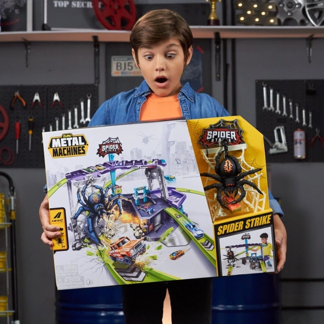 Steza za avtomobile ZURU Metal Machines: Napad Pajka