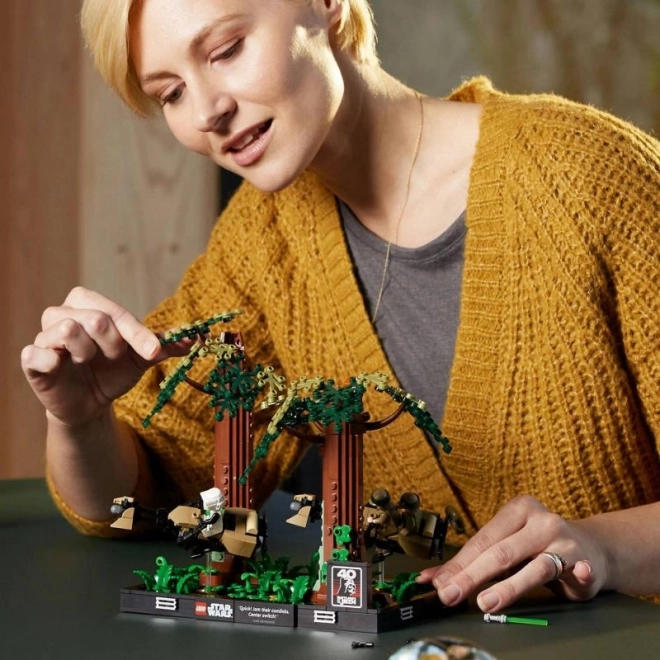 LEGO® Star Wars™ 75353 Preganjanje s spidrji na planetu Endor™ – diorama