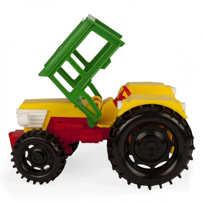 Traktor s prikolico za konje
