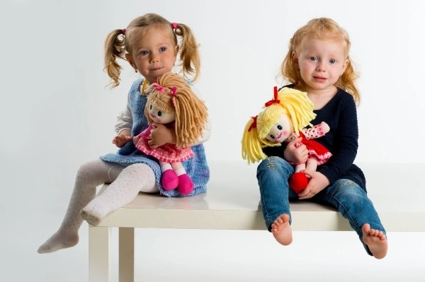 Česky pojoča punčka iz blaga Lucinka - 30 cm