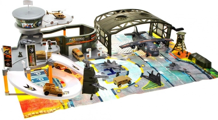 Podroben plastični igralni set