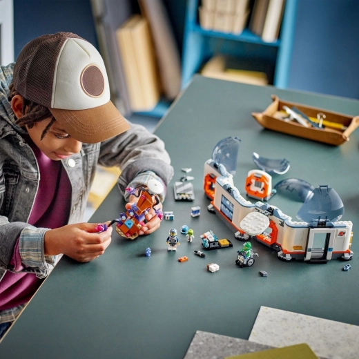 Povezljive vesoljske pustolovščine