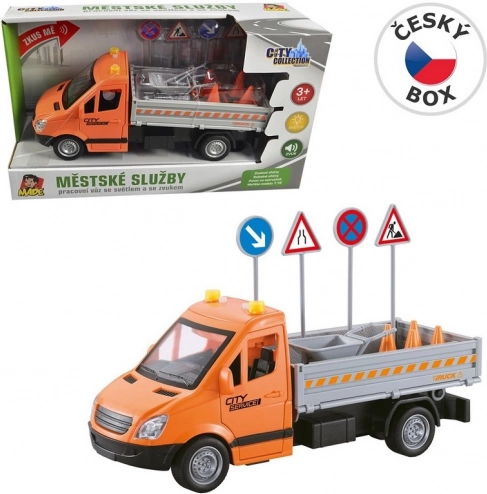 Mestni servisni tovornjak z vztrajnikom 24 cm