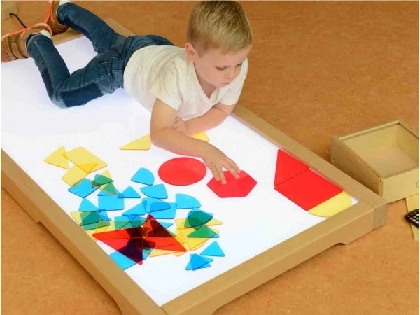 Masterkidz Kvadratni LED svetlobni panel barvni + set dodatkov