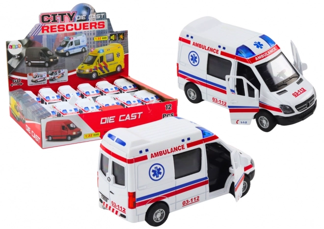 ambulantna igrača z odpiralnimi vrati, lučmi in zvoki 1:32 bela