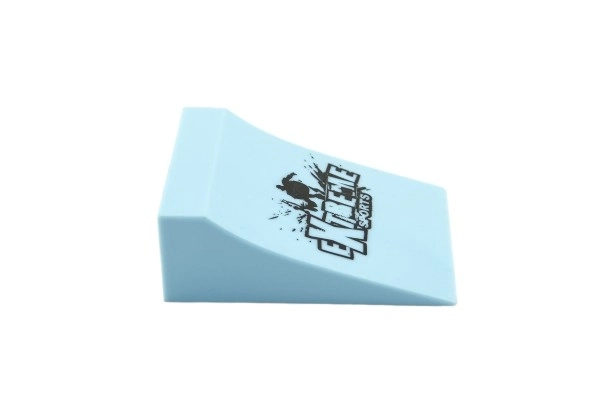 Prstni skateboard z rampo - 10 cm