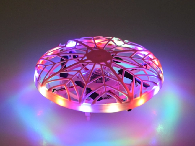 LED dron z ročnim upravljanjem