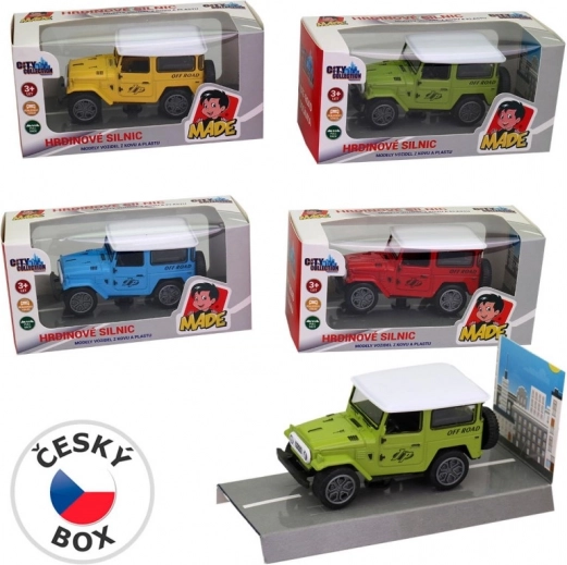 Avto Jeep kovinski z vzvratno vožnjo