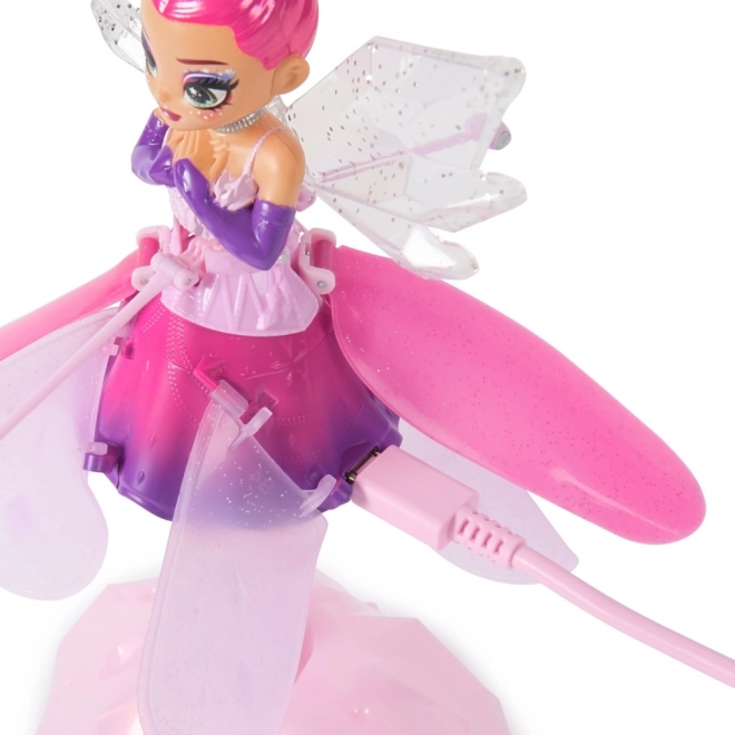 Leteča punčka Hatchimals Crystal Flyers