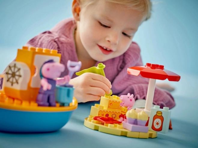 LEGO DUPLO 10432 Peppa Pig Peppa in izlet z ladjico