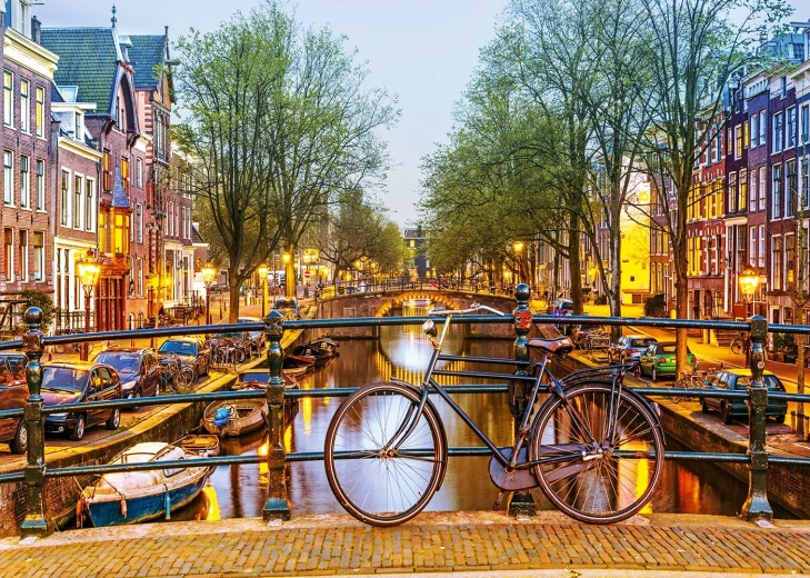 Sestavljanka žareči Amsterdam, 1000 koščkov (ALIPSON)